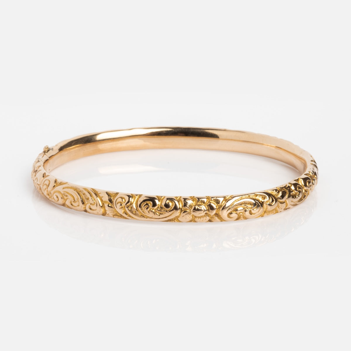 Vintage 10k 1920's Floral Etched Bangle