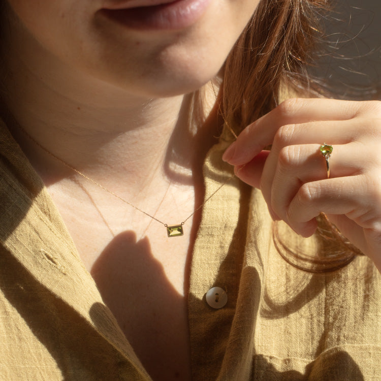 Solid Gold August Capsule Peridot Baguette Necklace