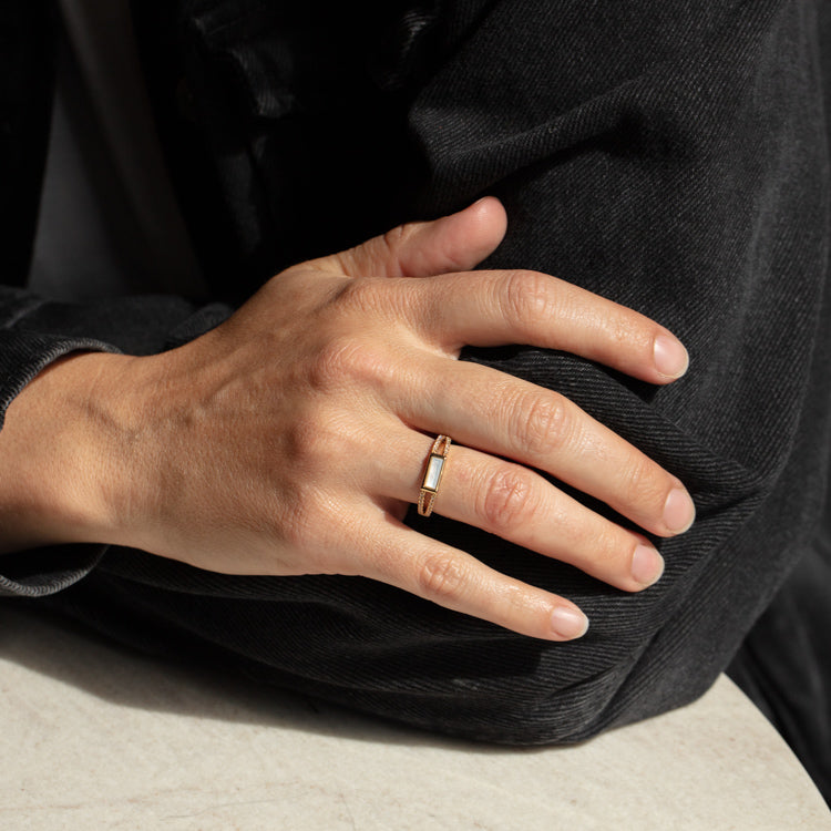 Double Band Cracked Mother of Pearl Ring
