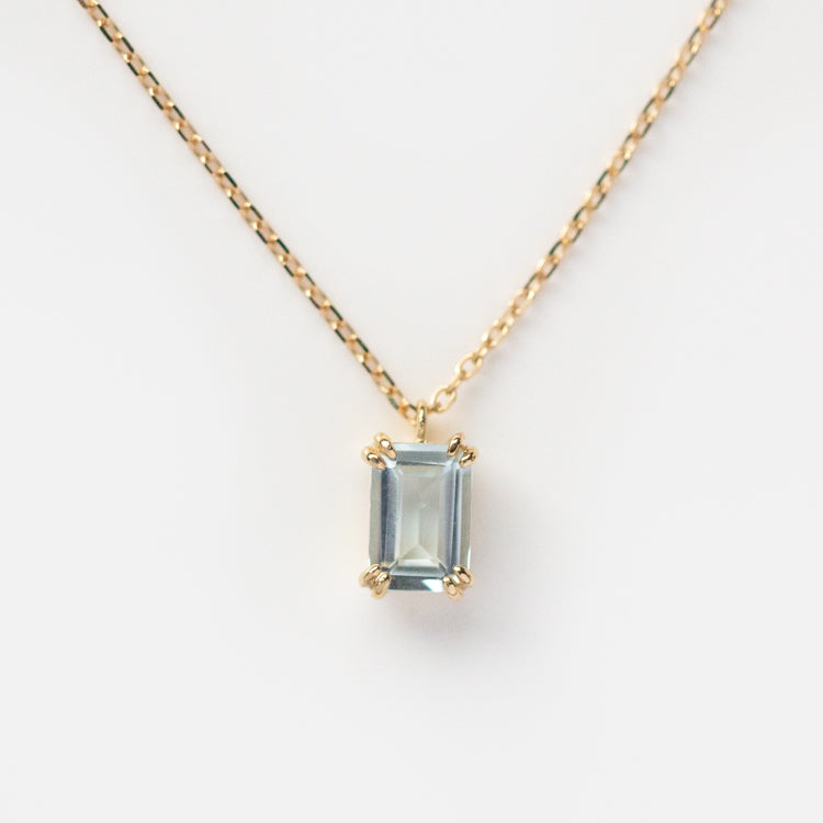 Solid Gold March Capsule Set with Free Gift