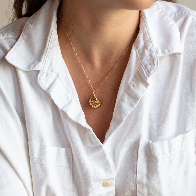 Conch Rainbow Necklace