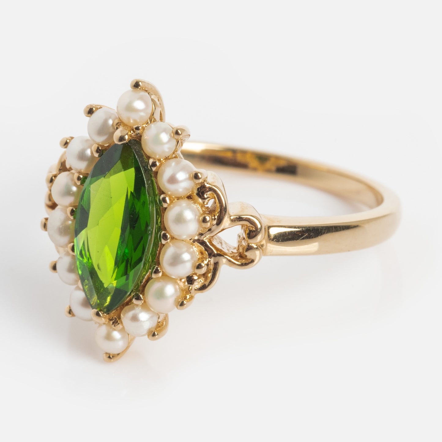 14k Opulent Green Diopside and Pearl Marquise Ring