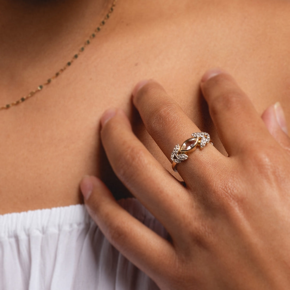 14k Vintage Inspired Laurel Crown Ring