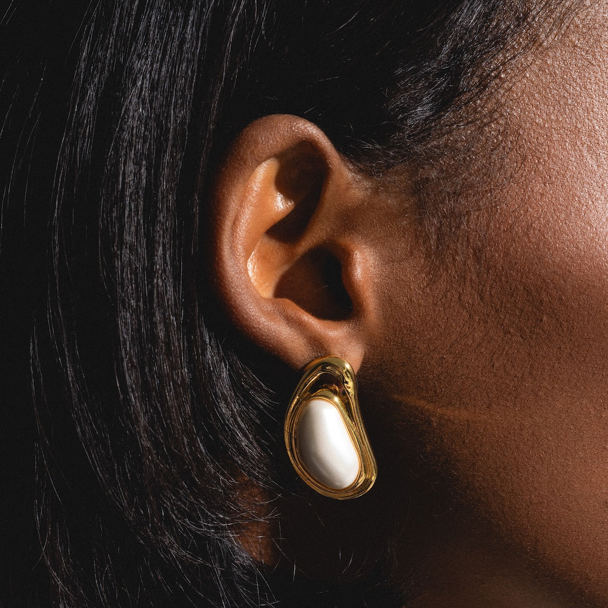 Valia Earrings