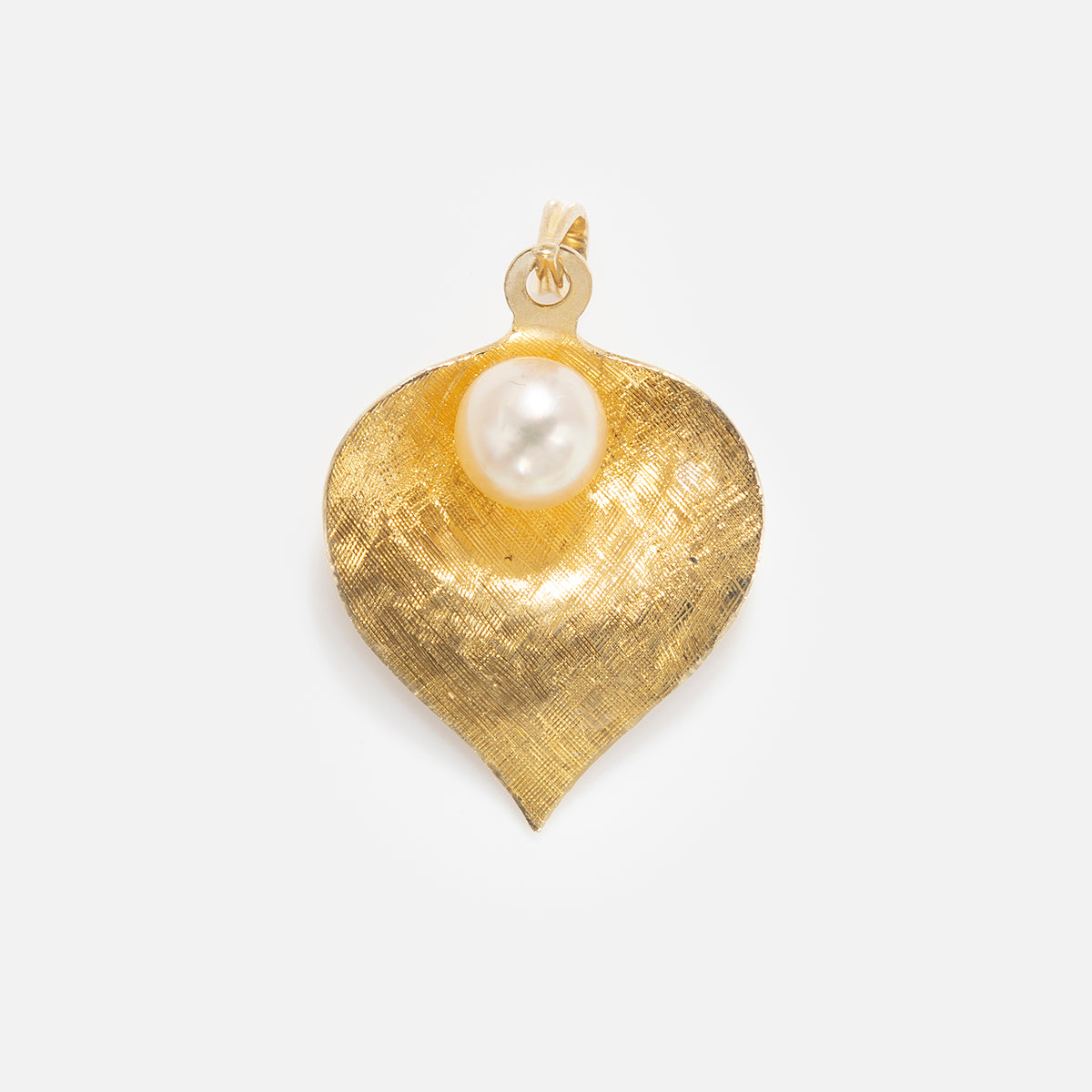 Vintage 14k Pearl Leaf Charm