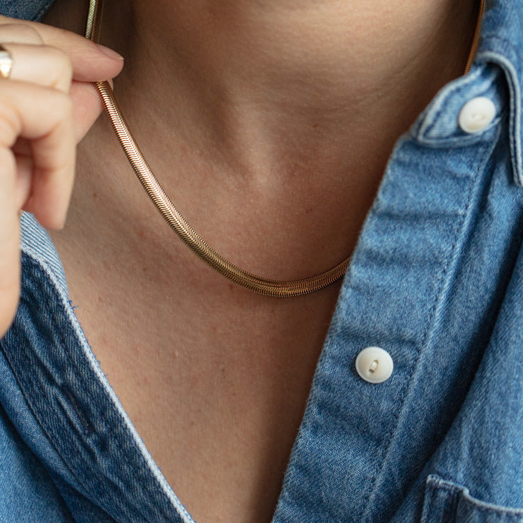 Thick Herringbone Chain Necklace