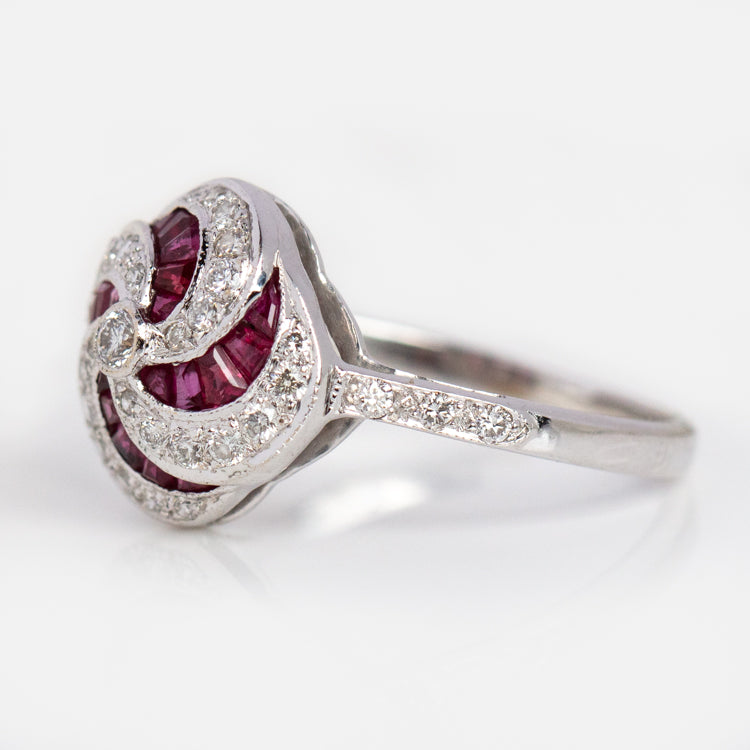 Vintage 18k White Gold Ruby and Diamond Cluster Ring Size 7