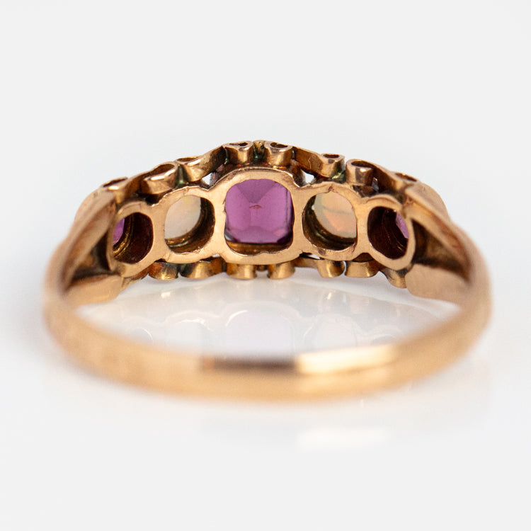 Vintage 15k Victorian Ornate Garnet and Opal Ring Size 8.5