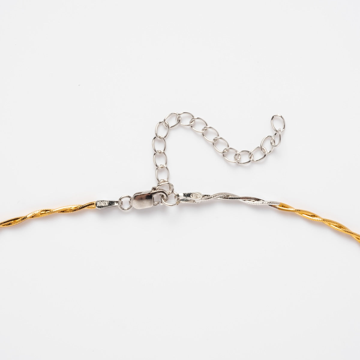 Mixed Metal Twisted Chain