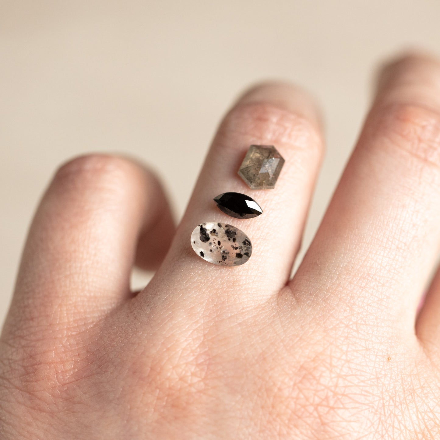 Oval Dot Quartz Loose Gemstone