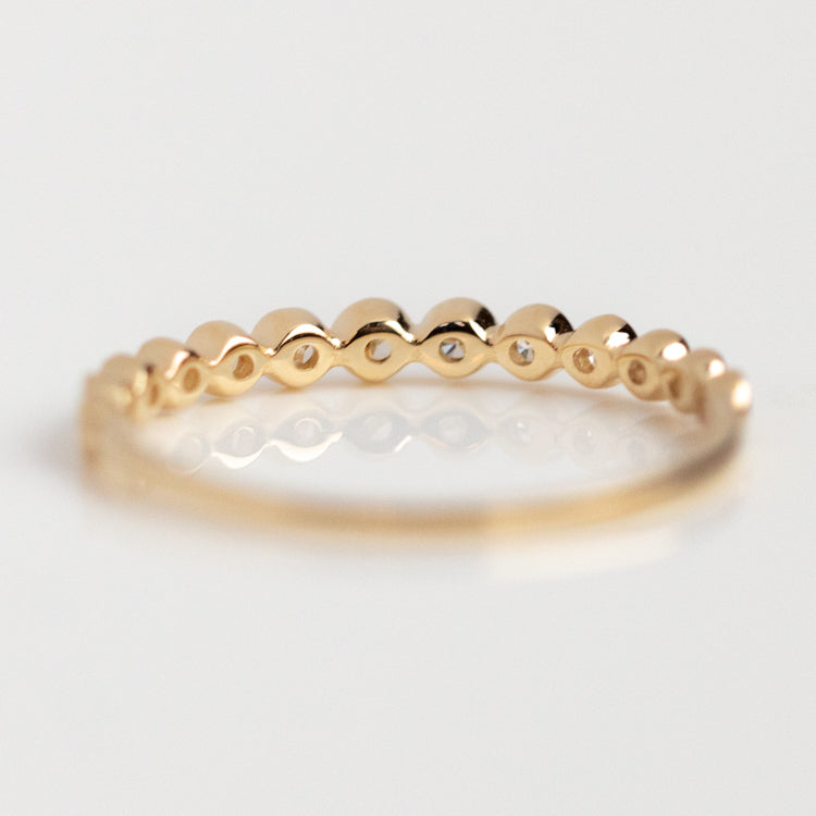 14k Classic Diamond Celebration Band