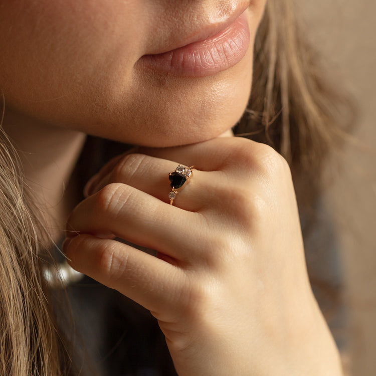 14K Brie Black Onyx Heart Ring