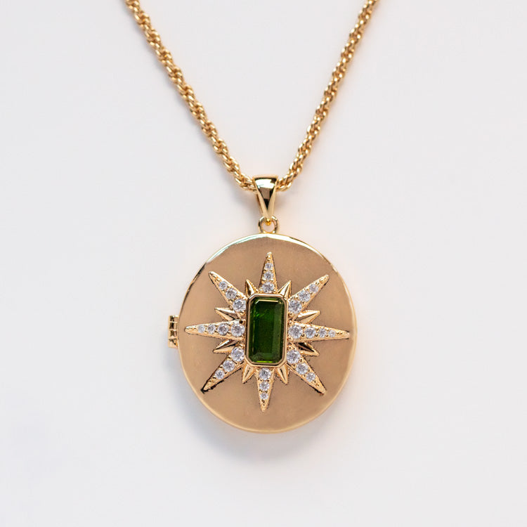 Starlight Locket unique yellow gold modern jewelry Elizabeth stone