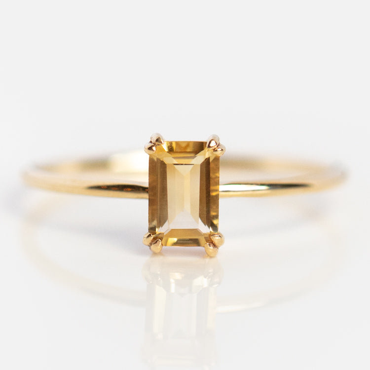 Solid Gold Essential Baguette Birthstone Ring