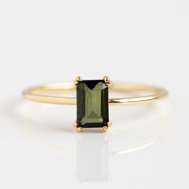Solid Gold Essential Baguette Ring | Local Eclectic