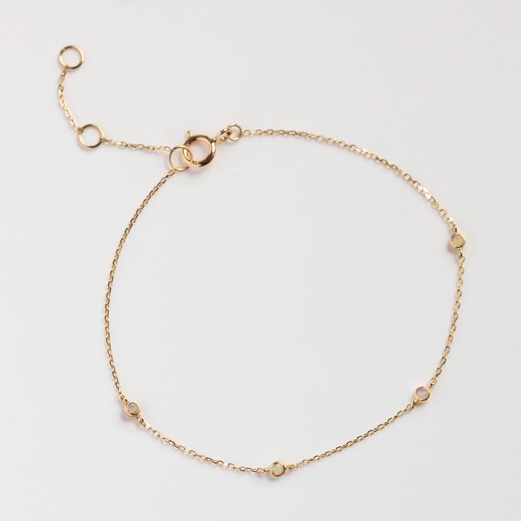 Fine Delicate Minimalist Bracelet / Gold Chain With Fine 