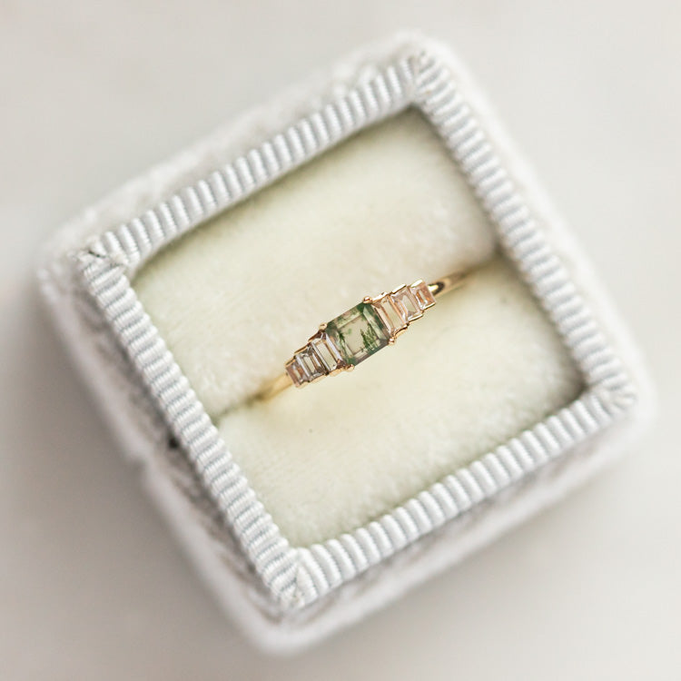 Solid Gold Aquatic Agate Ring for Grounding