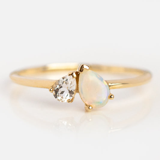 Solid Gold Opal Toi et Moi Ring