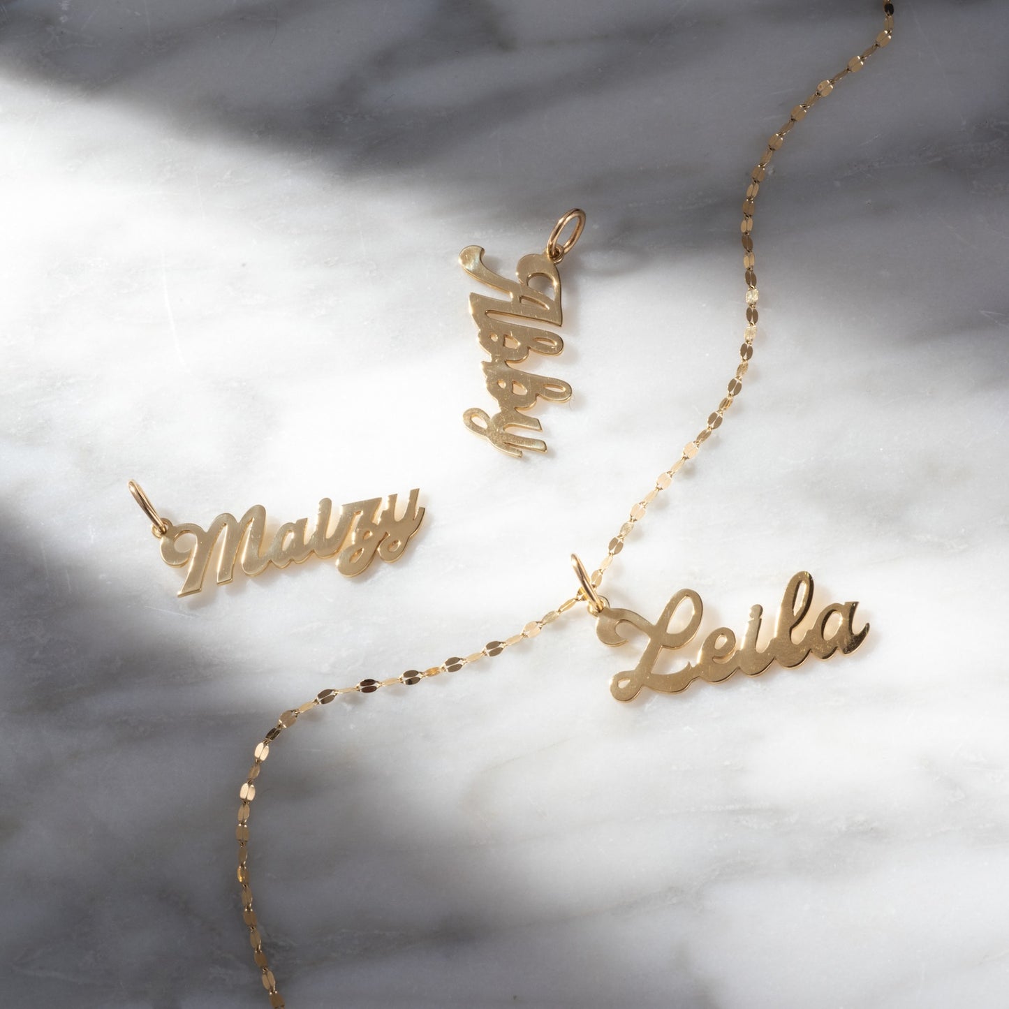 Customizable Nameplate Charm