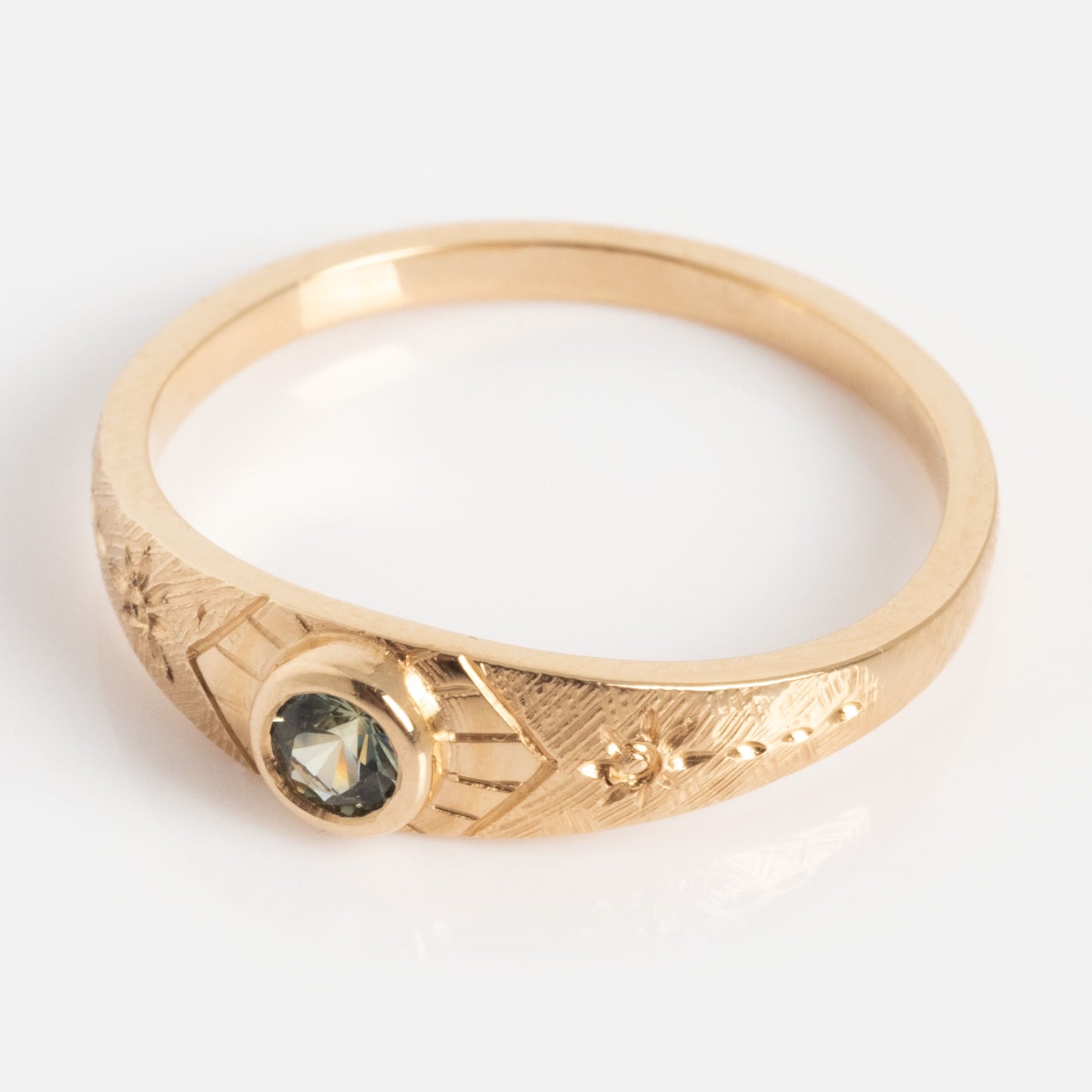 Crest Sapphire Ring