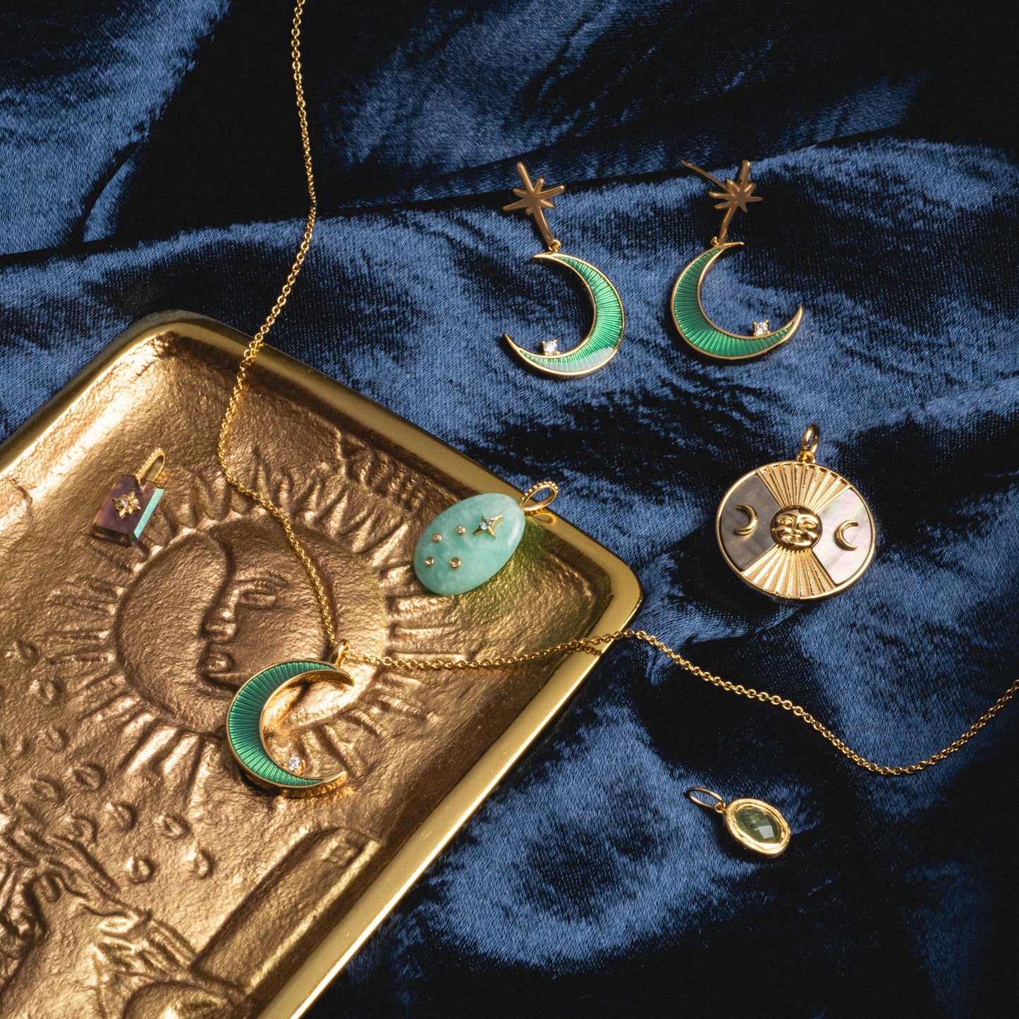 La Lune Teal Green Necklace