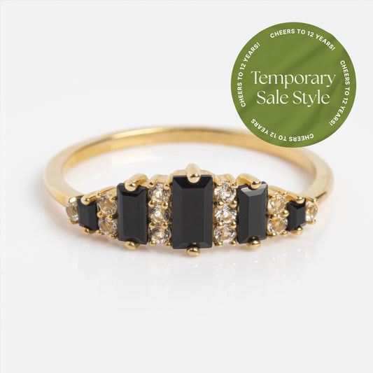 Solid Gold Black Agate Crown Ring