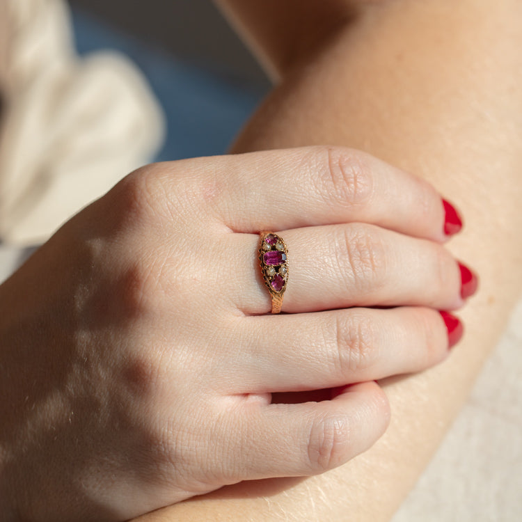 Vintage 15k Garnet and Seed Pearl Ring Size 6.5