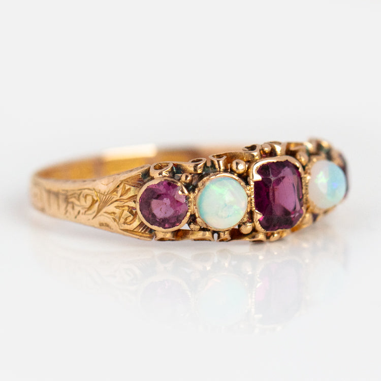 Vintage 15k Victorian Ornate Garnet and Opal Ring Size 8.5