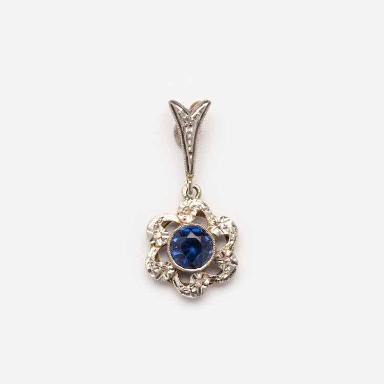Vintage 14k White Gold Blue Gemstone Flower Pendant Necklace