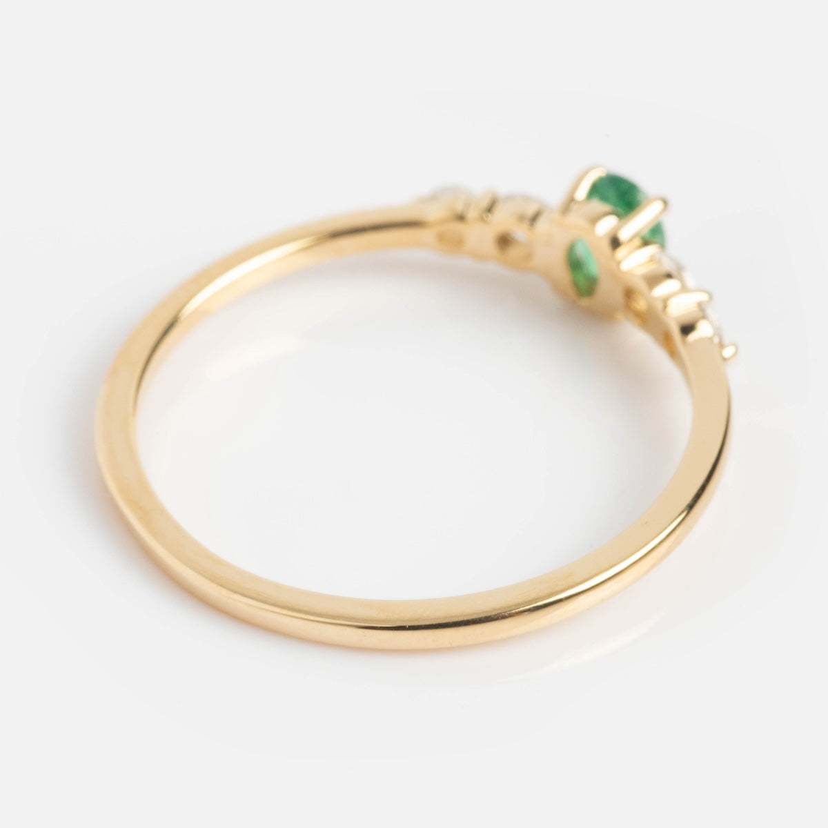 Bellatrix Oval Ring