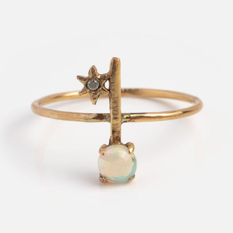 Amulet Opal Key Ring