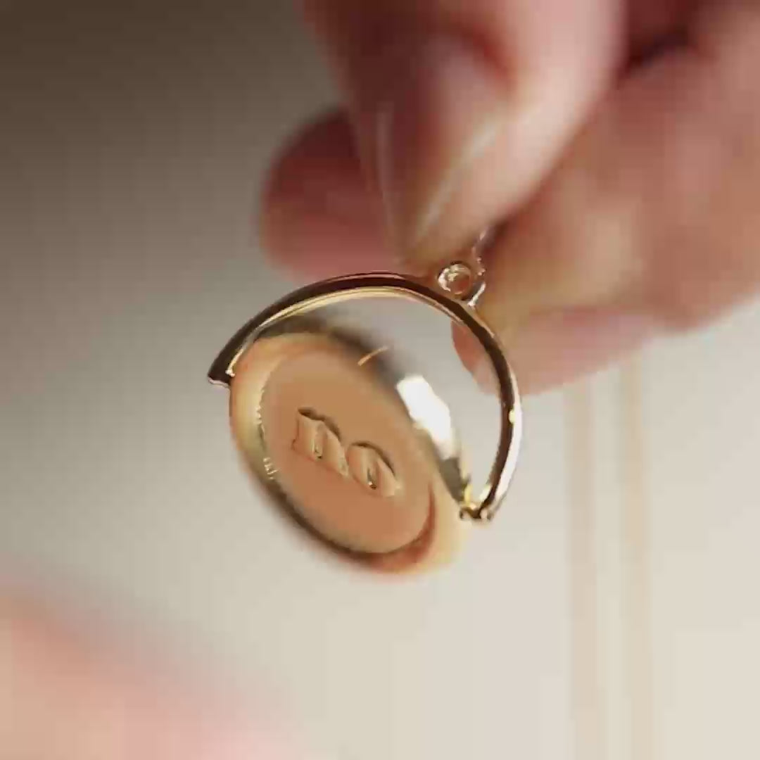 Decider Spinner Necklace Decider Spinner Necklace