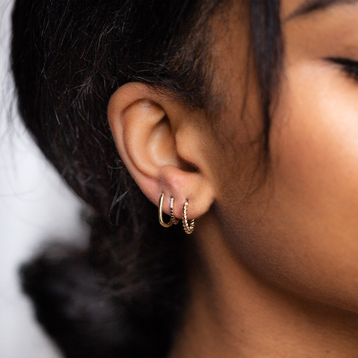 Solid Gold Simple Oblong Hoops