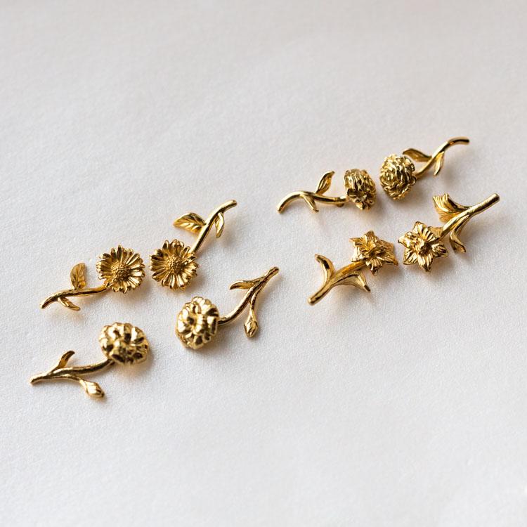 Tiny Birth Flower Stud Earrings in Gold
