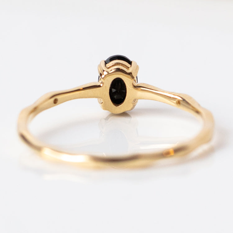 14k Black Agate and Diamond Ring