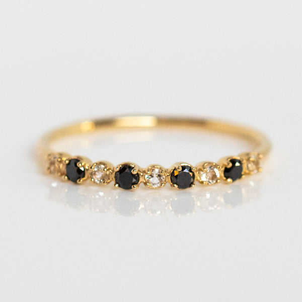 希少 黒入荷！ Diamond Black and Sapphire White Classic 14k Band Local | アクセサリー