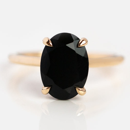 14K Wyn Classic Black Onyx Ring