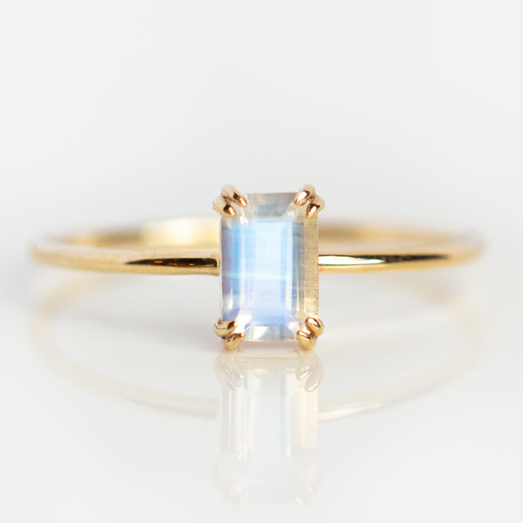 Solid Gold Essential Baguette Birthstone Ring