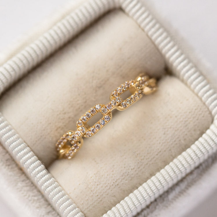 Solid Gold White Sapphire Chunky Chain Link Ring