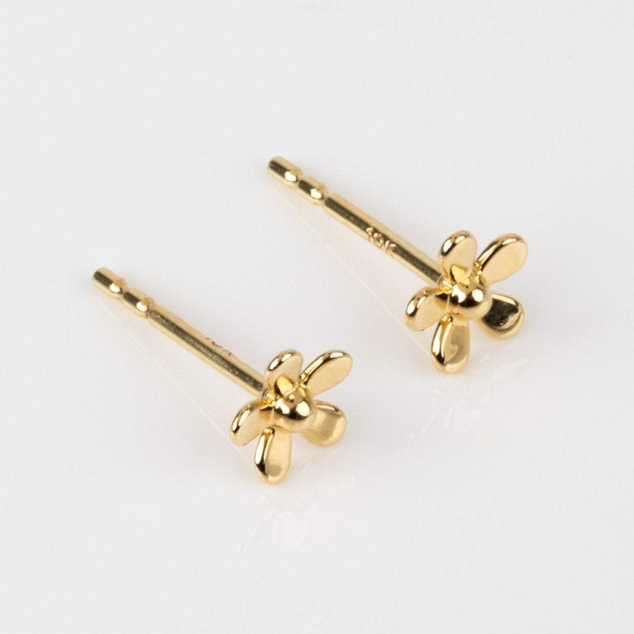 Solid Yellow Gold Daisy Stud Earrings Family Gold Floral Fine Jewelry