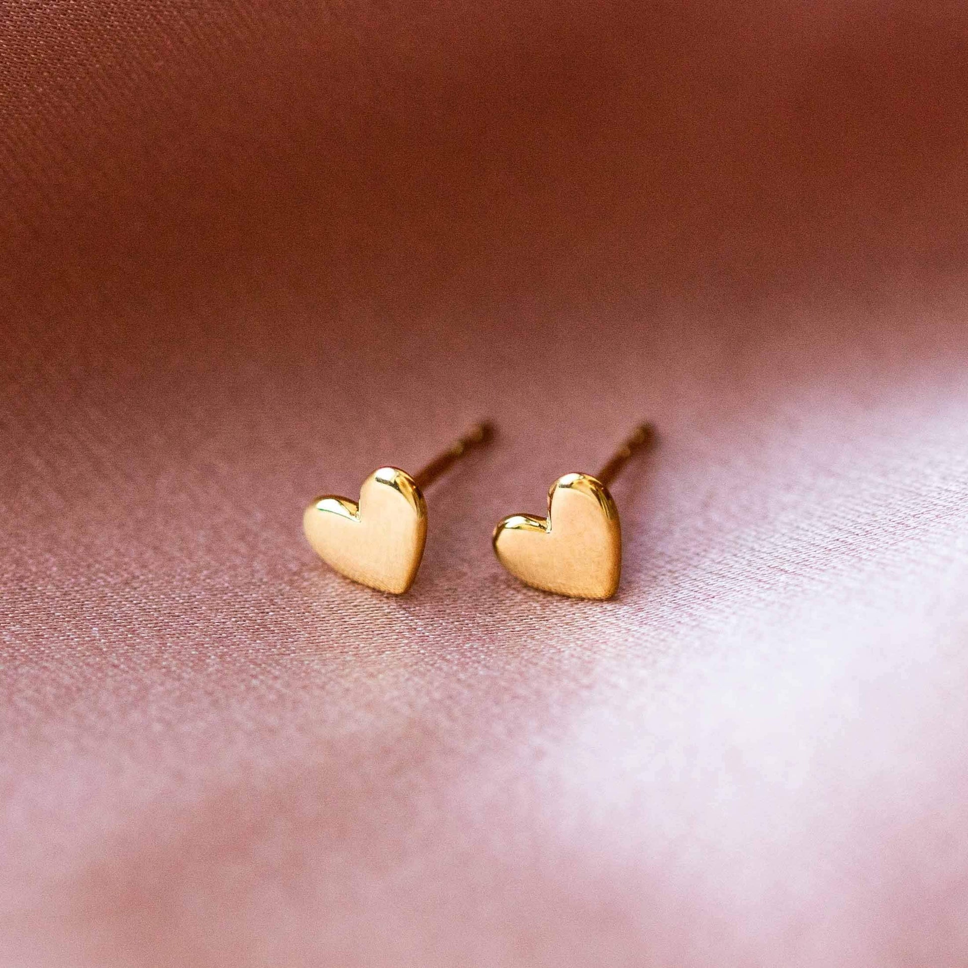 Solid Yellow Gold Heart Stud Earrings Family Gold Fine Jewelry