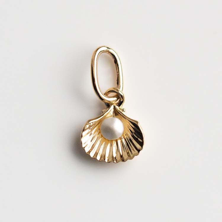 Solid Gold Nature Charm