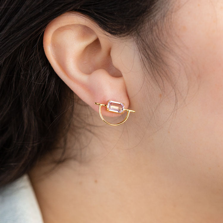 Horizon Earrings in Pink Amethyst yellow gold modern jewelry hailey gerrits