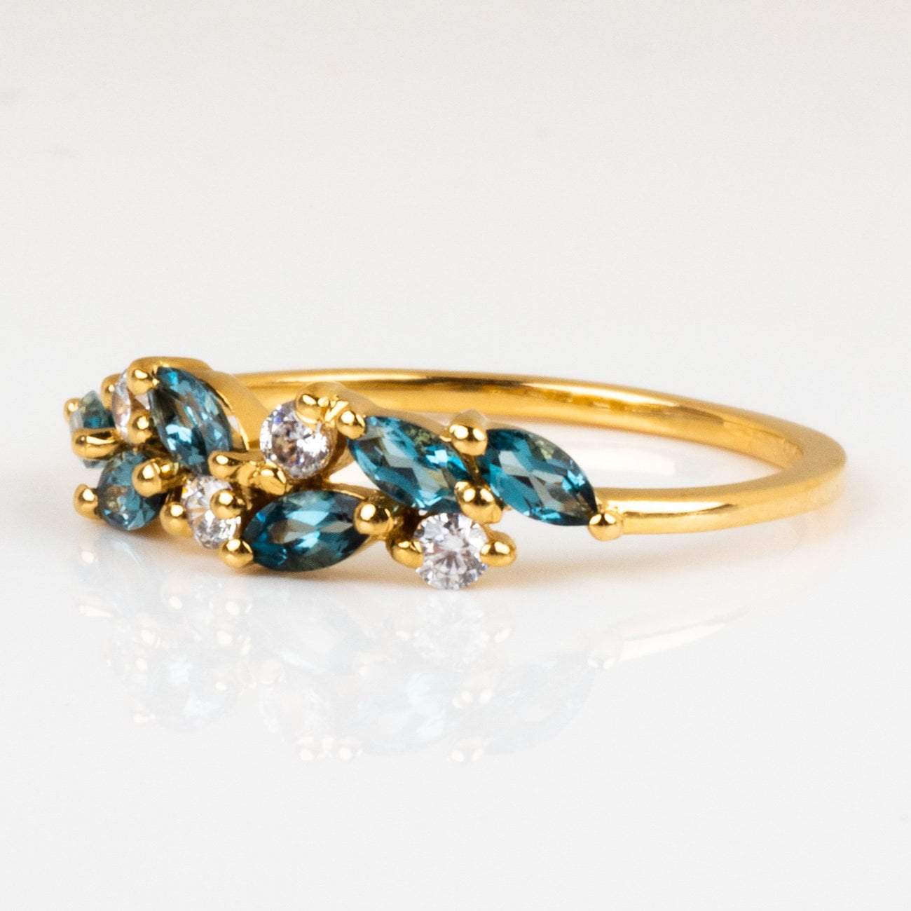 London Blue Topaz CZ Yellow Gold Dainty Modern Ring La Kaiser